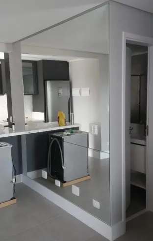 espelho sala de estar sob medida